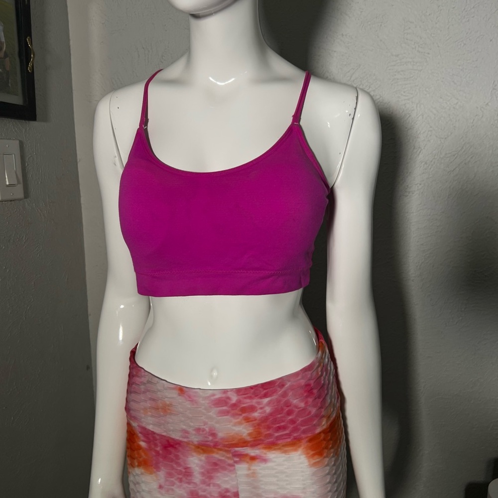 Zenana Outfitters Fuchsia Activewear Top